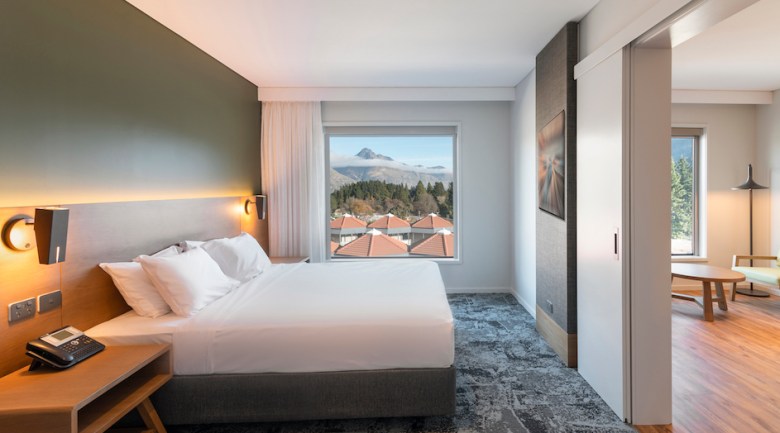 queenstown hotel