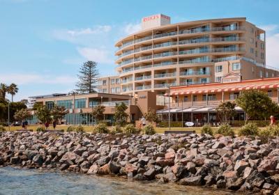 MRydges Port Macquarie reveals hotel refurbishment