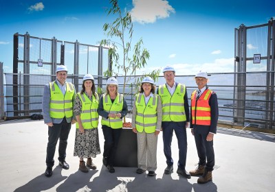 MConstruction of Geelong’s largest hotel tops out